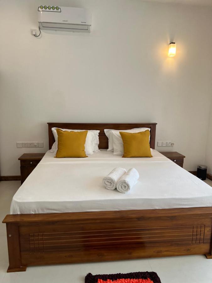 Silina Airport Transit Hotel & Residence Katunayaka Екстериор снимка