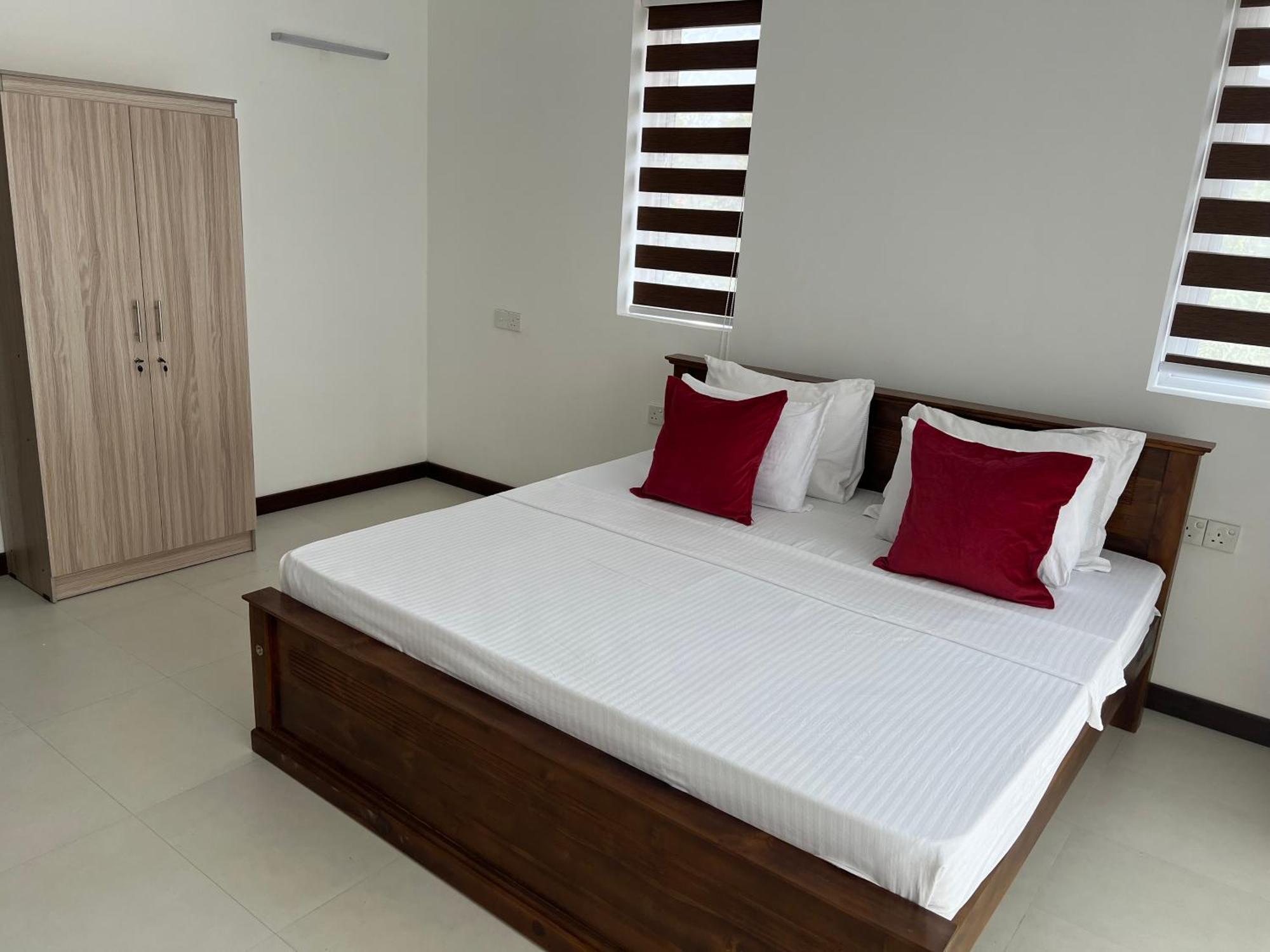 Silina Airport Transit Hotel & Residence Katunayaka Екстериор снимка
