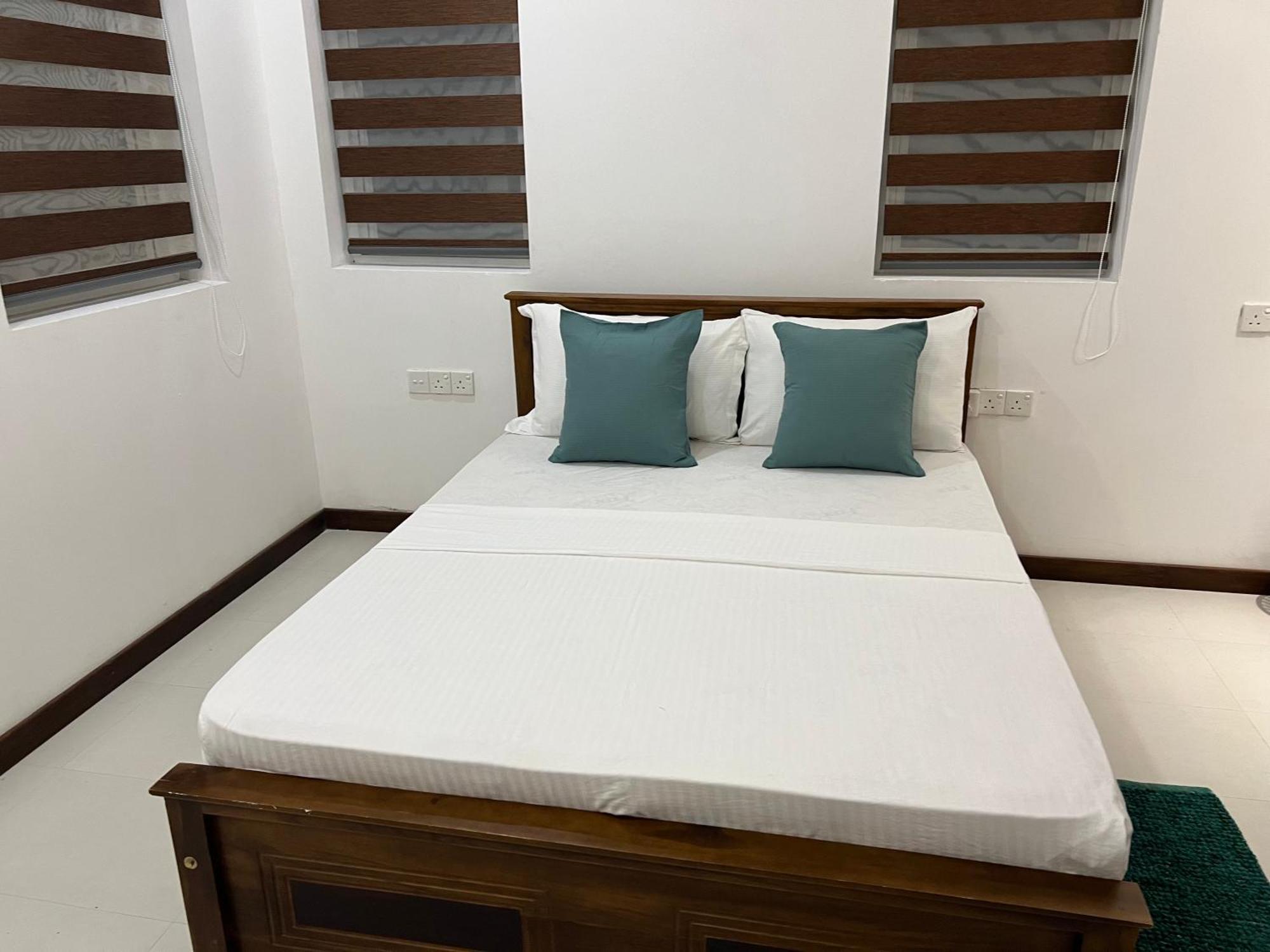 Silina Airport Transit Hotel & Residence Katunayaka Екстериор снимка