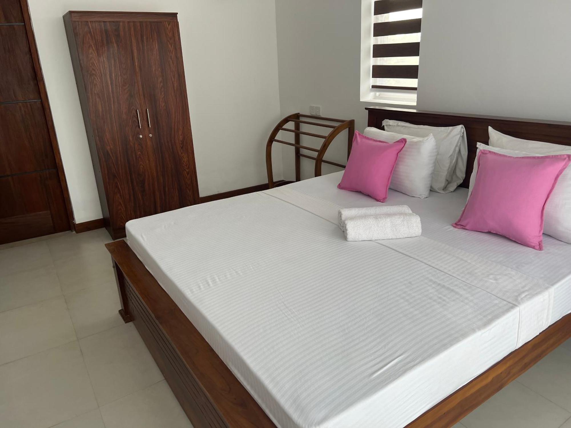 Silina Airport Transit Hotel & Residence Katunayaka Екстериор снимка